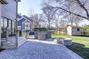 221 Golf Edge, Westfield- Outdoor Kitchenette