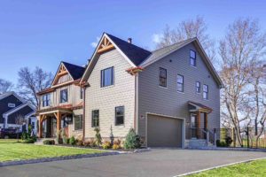 221 Golf Edge, Westfield- Right Side Elevation