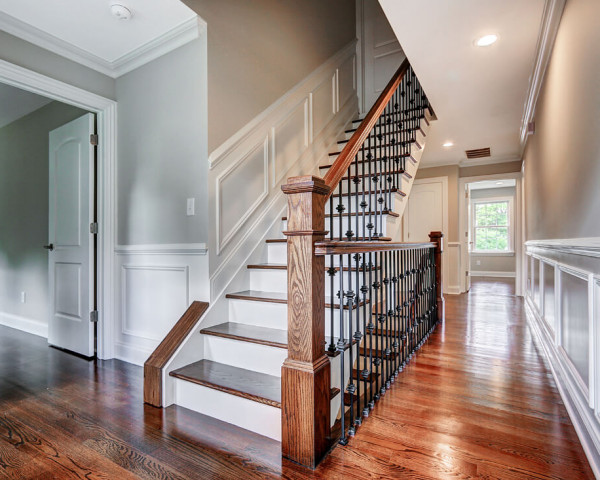 2nd Floor Foyer