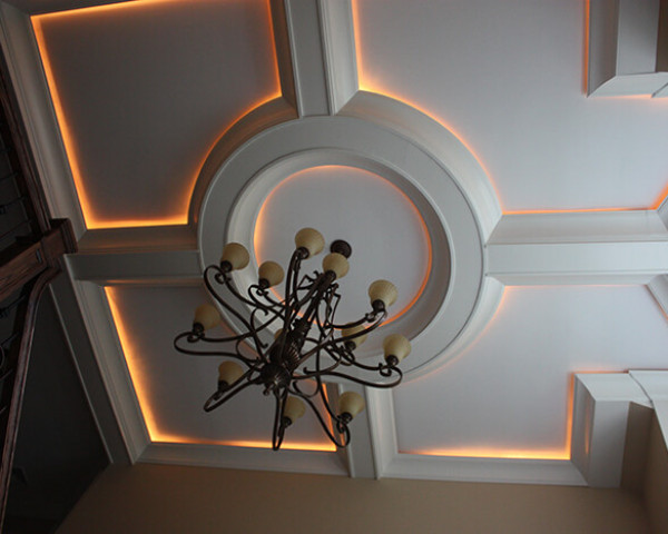 Front Entry Foyer with Lit Ceiling I