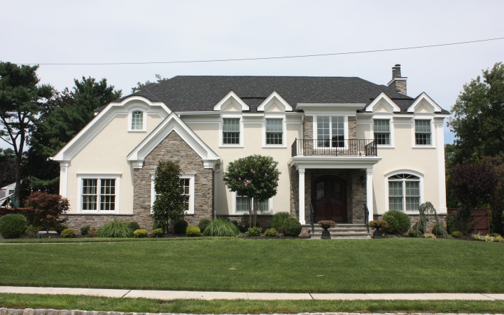 405 Quantuck Lane, Westfield