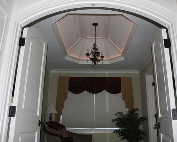 Master Sitting Room with Arch Entryway