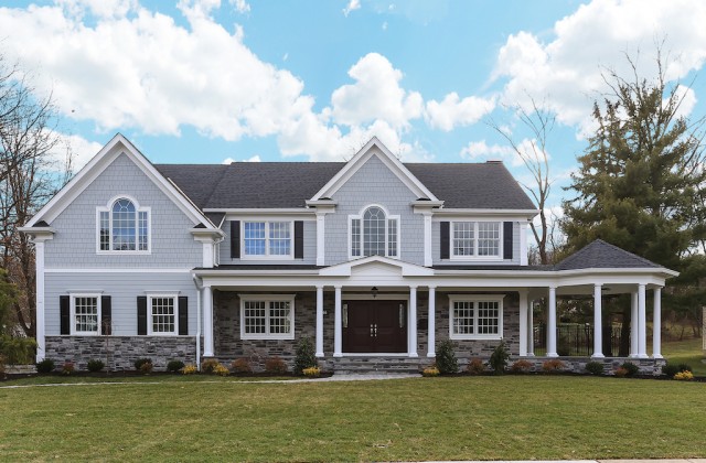 408 Quantuck Lane, Westfield