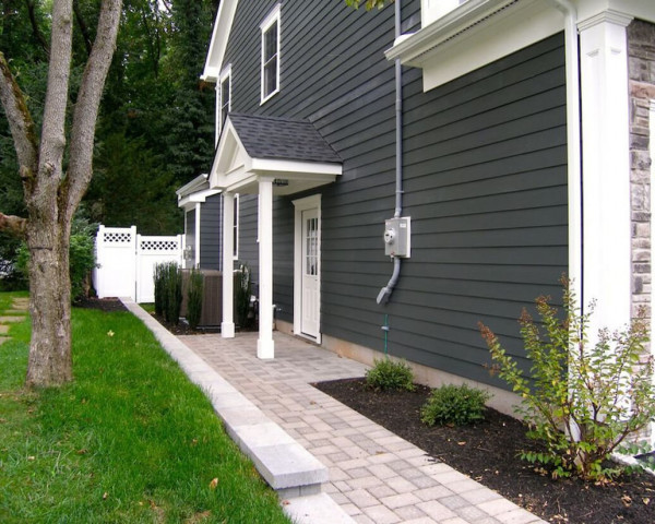 Left Side Elevation	