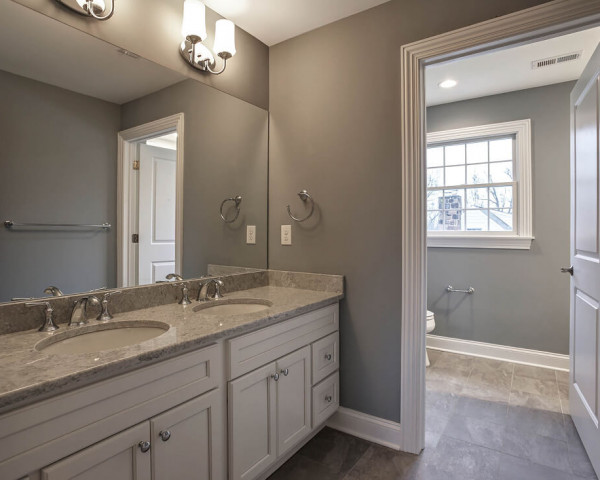 2nd Floor Hall Bathroom
