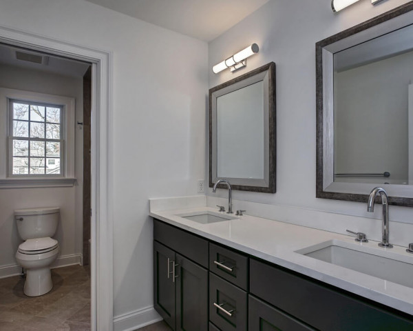 2nd Floor Hall Bathroom