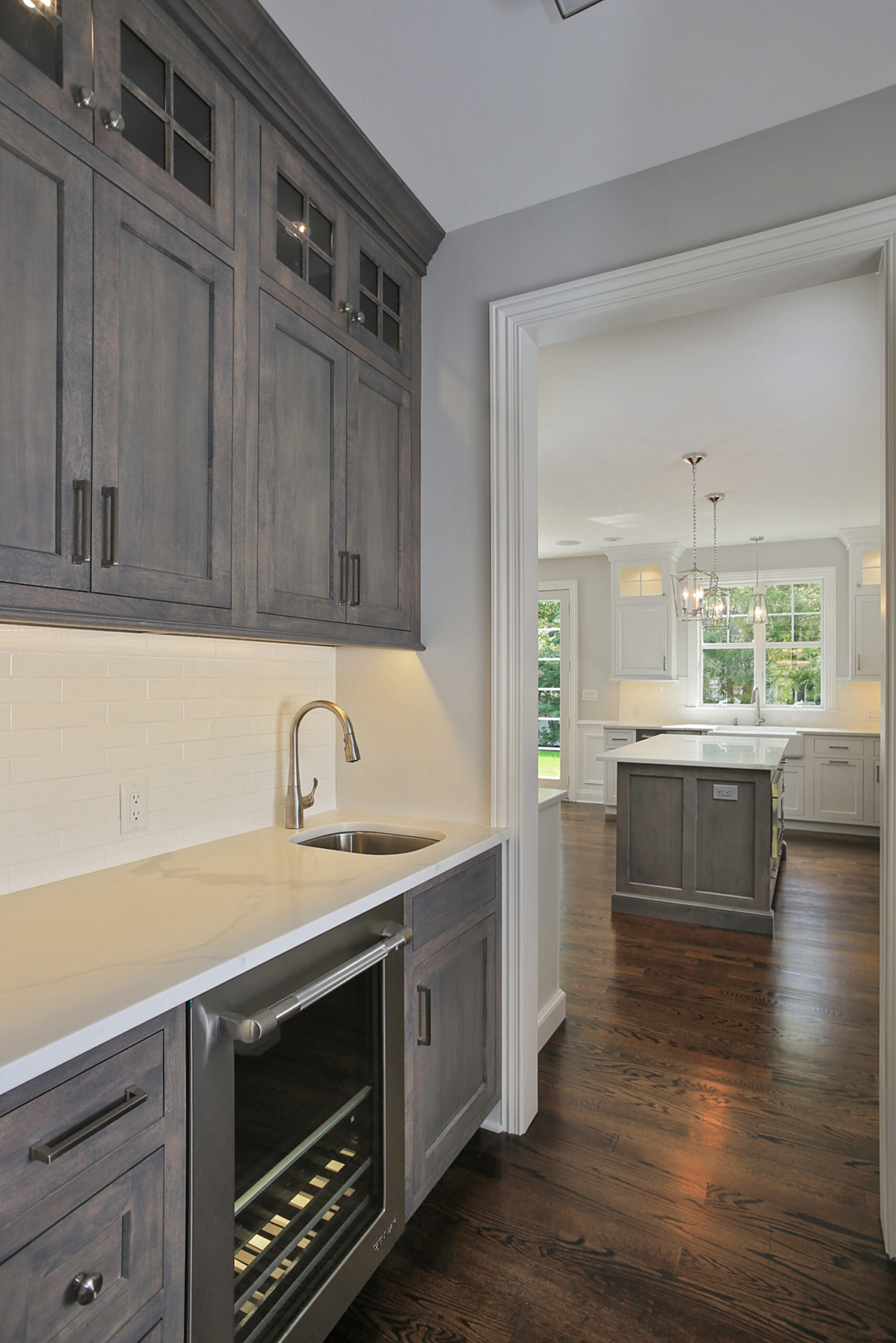 843 Nancy Way – Kitchen Butlers Pantry