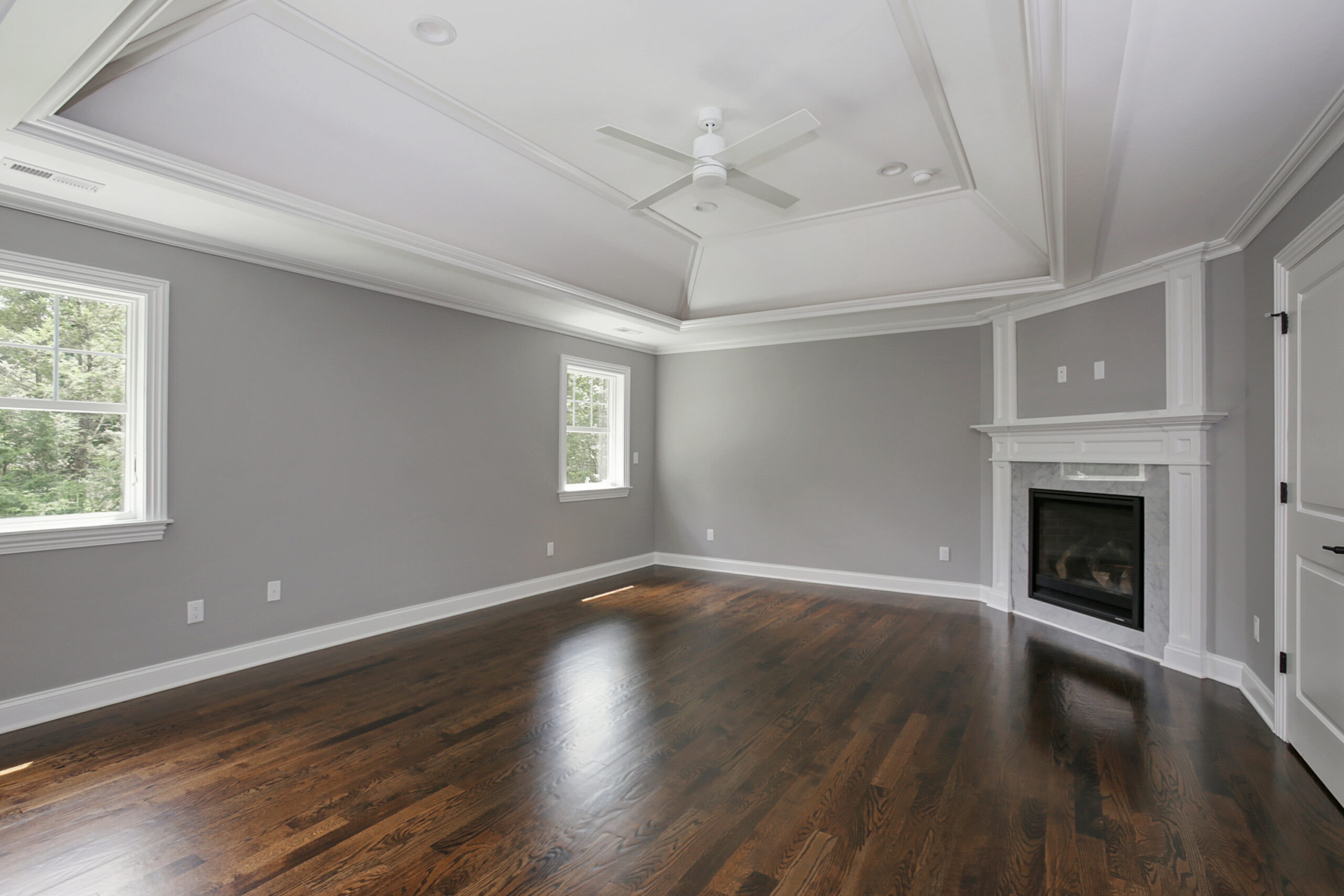 843 Nancy Way – Master Bedroom