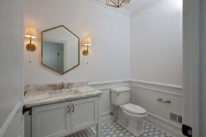 843 Nancy Way - Powder Room