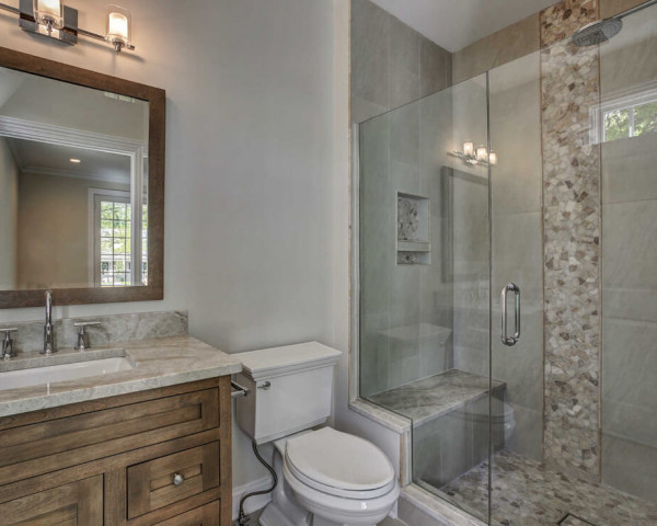 1st Floor Bed Bathroom