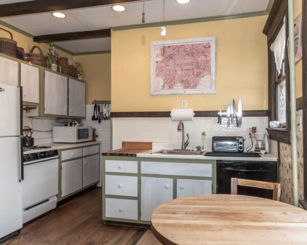 Before - Original Kitchen