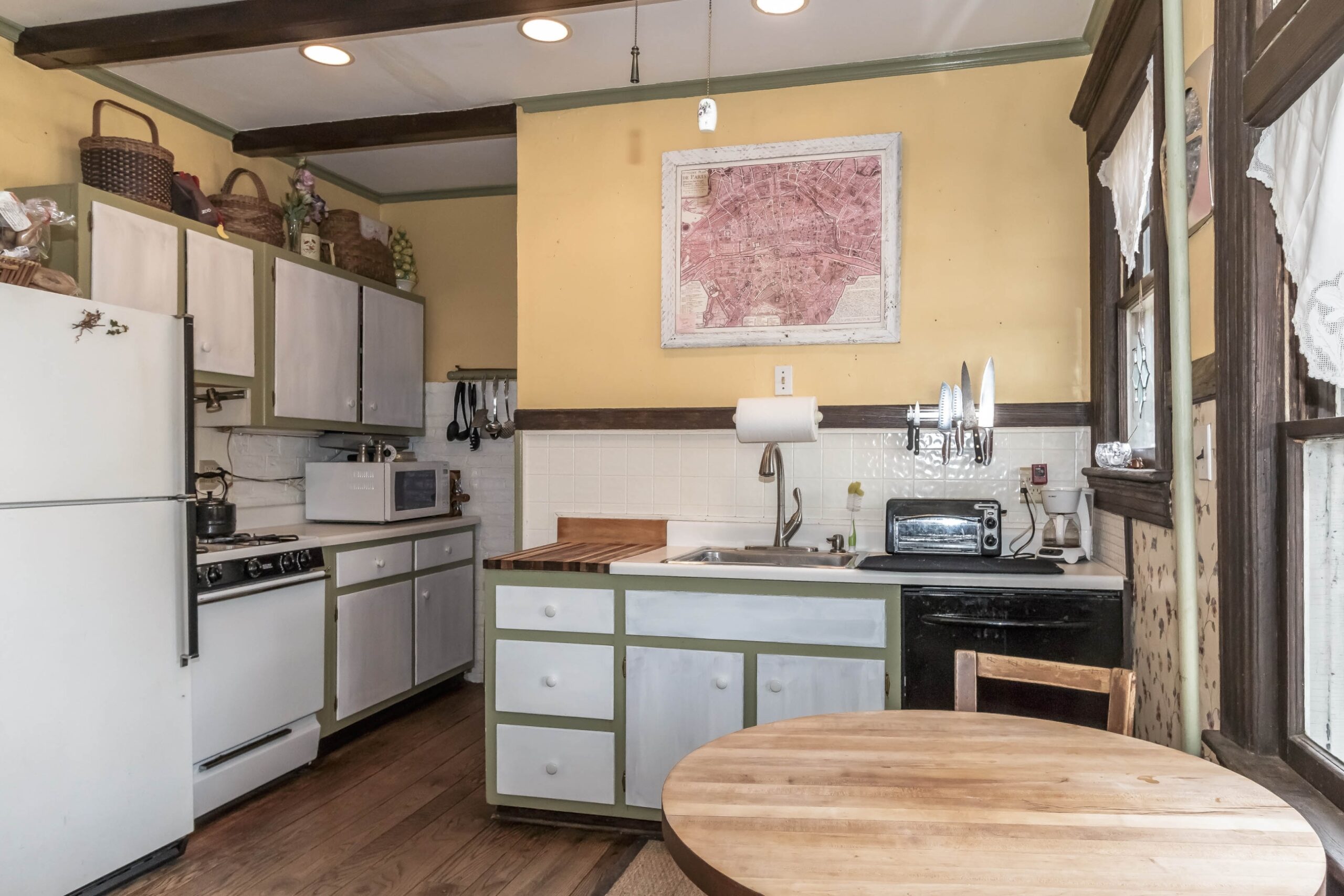 Before - Original Kitchen
