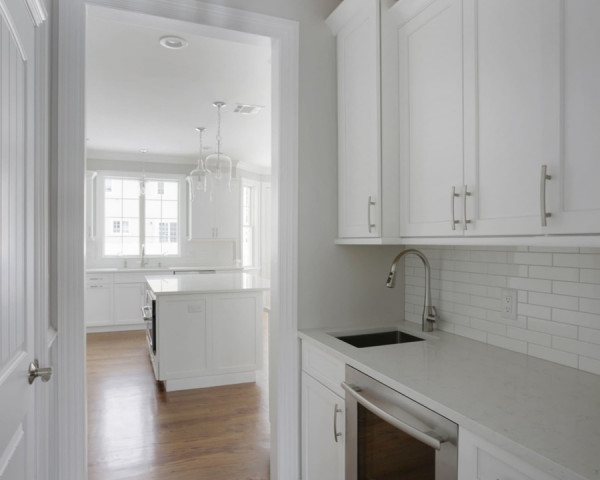 Kitchen Butlers Pantry