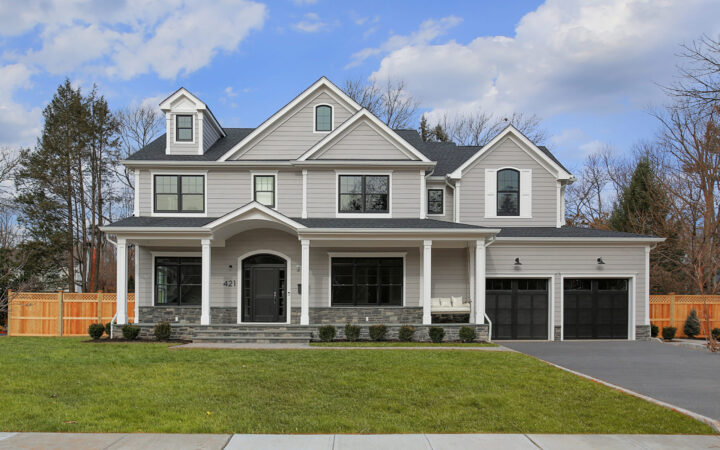 421 Quantuck Lane, Westfield