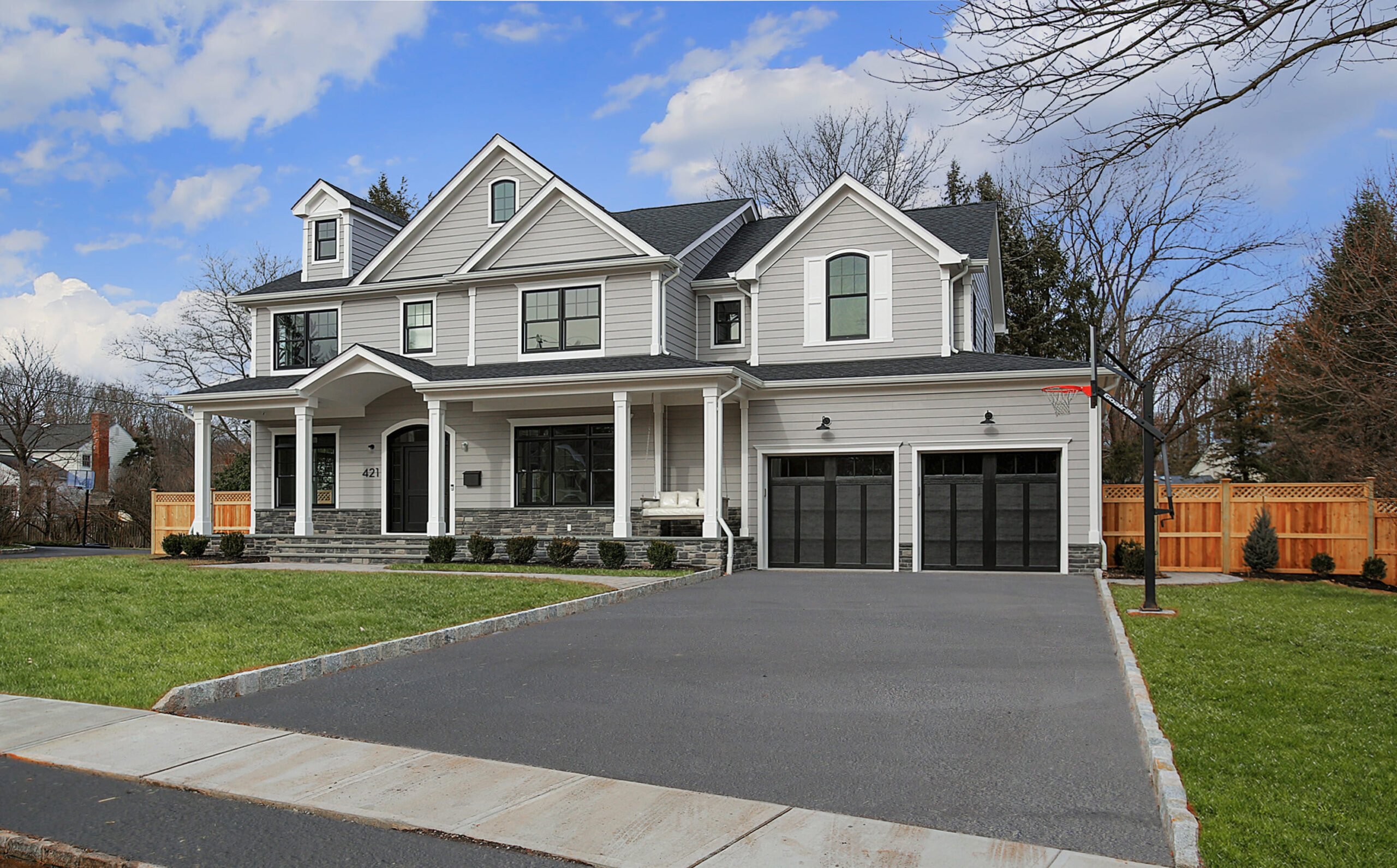 Right Side Elevation