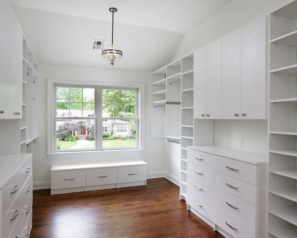 Master Closet I