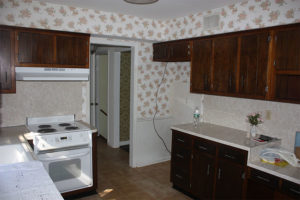 Normandy Drive Kitchen Before Photo