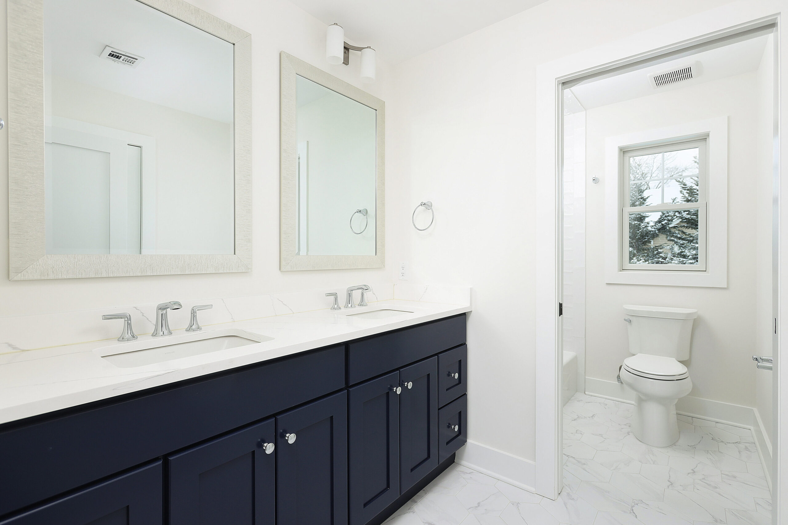 2nd Floor Hall Bathroom