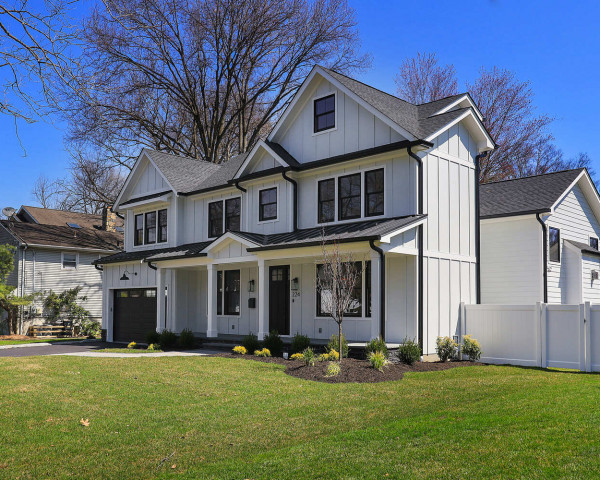 Right Side Elevation