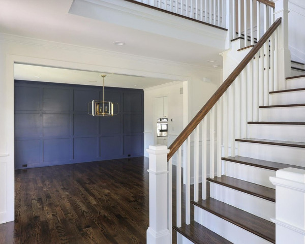 1st Floor Foyer II