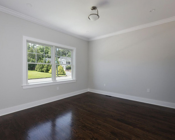1st Floor Guest Room