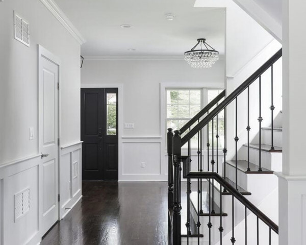 1st Floor Foyer