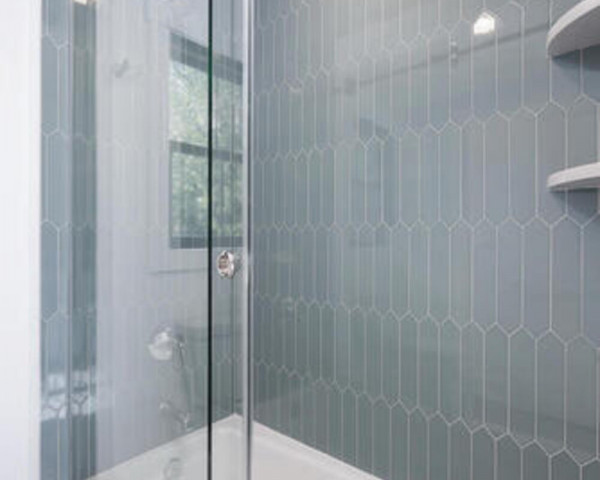 2nd Floor Jack & Jill Bathroom II