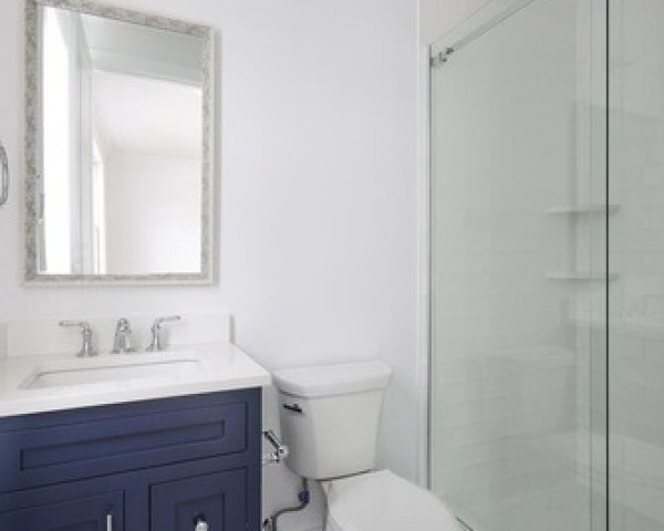 1st Floor Guest Bath