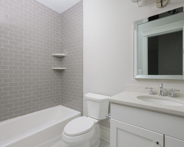 Second Floor Ensuite Bathroom 1
