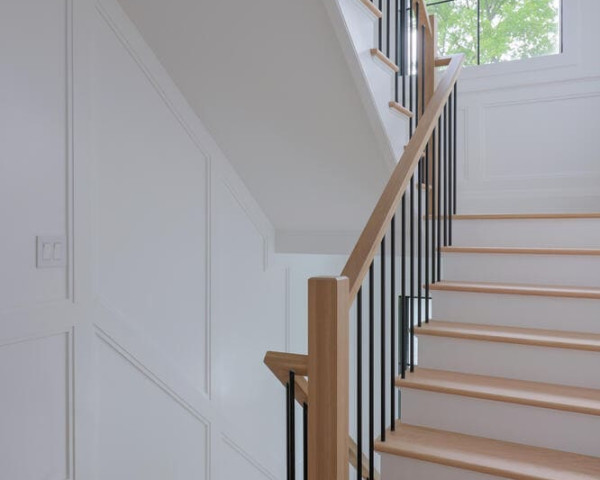 2nd Floor Foyer