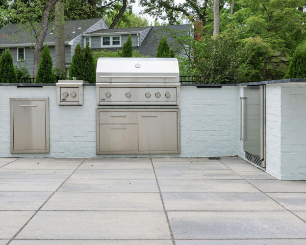 Outdoor Kitchen
