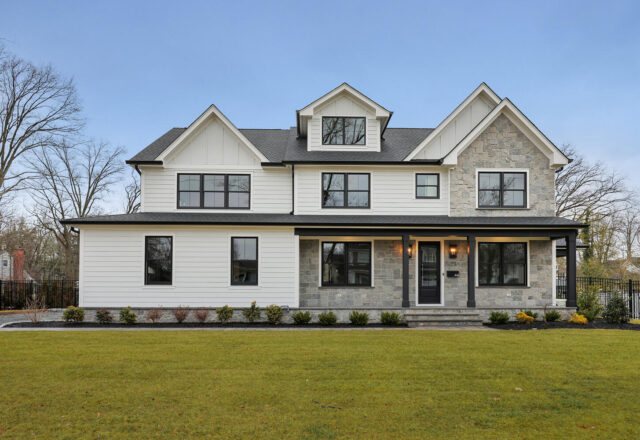 44 Mohawk Trail, Westfield