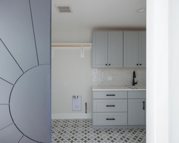 2nd Floor Laundry Room