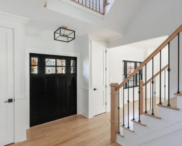 1st Floor Foyer 