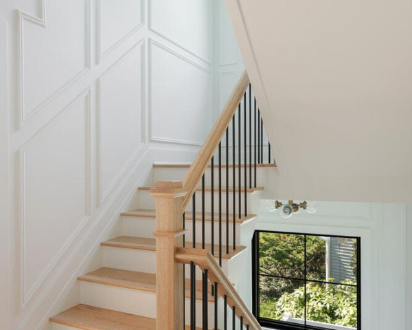 2nd Floor Foyer II