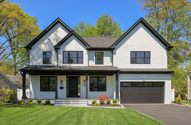 624 Green Briar Court, Westfield