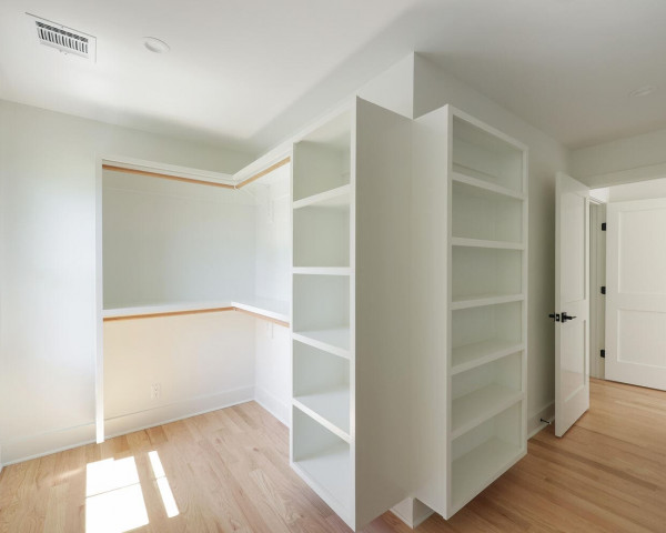 Master Closet II