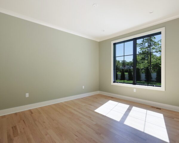 1st Floor Guest Room