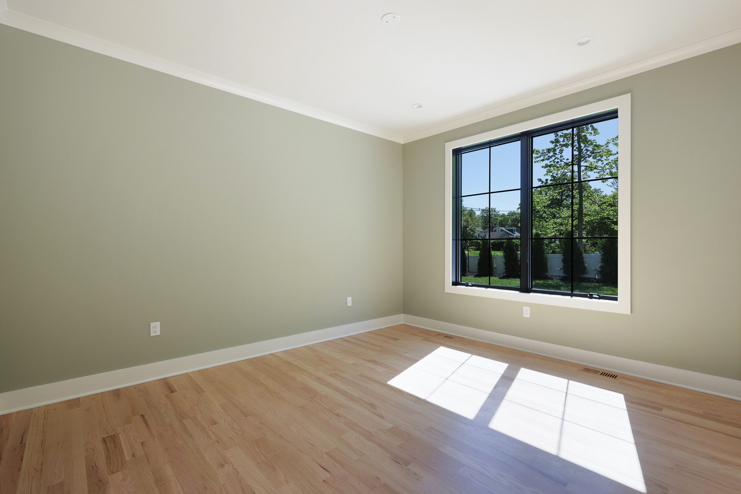 1st Floor Guest Room