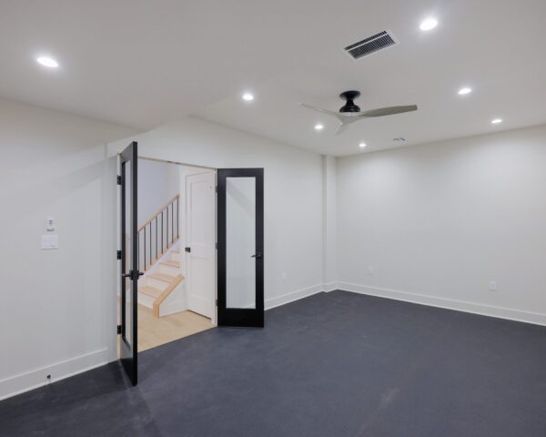 Finished Basement - Home Gym