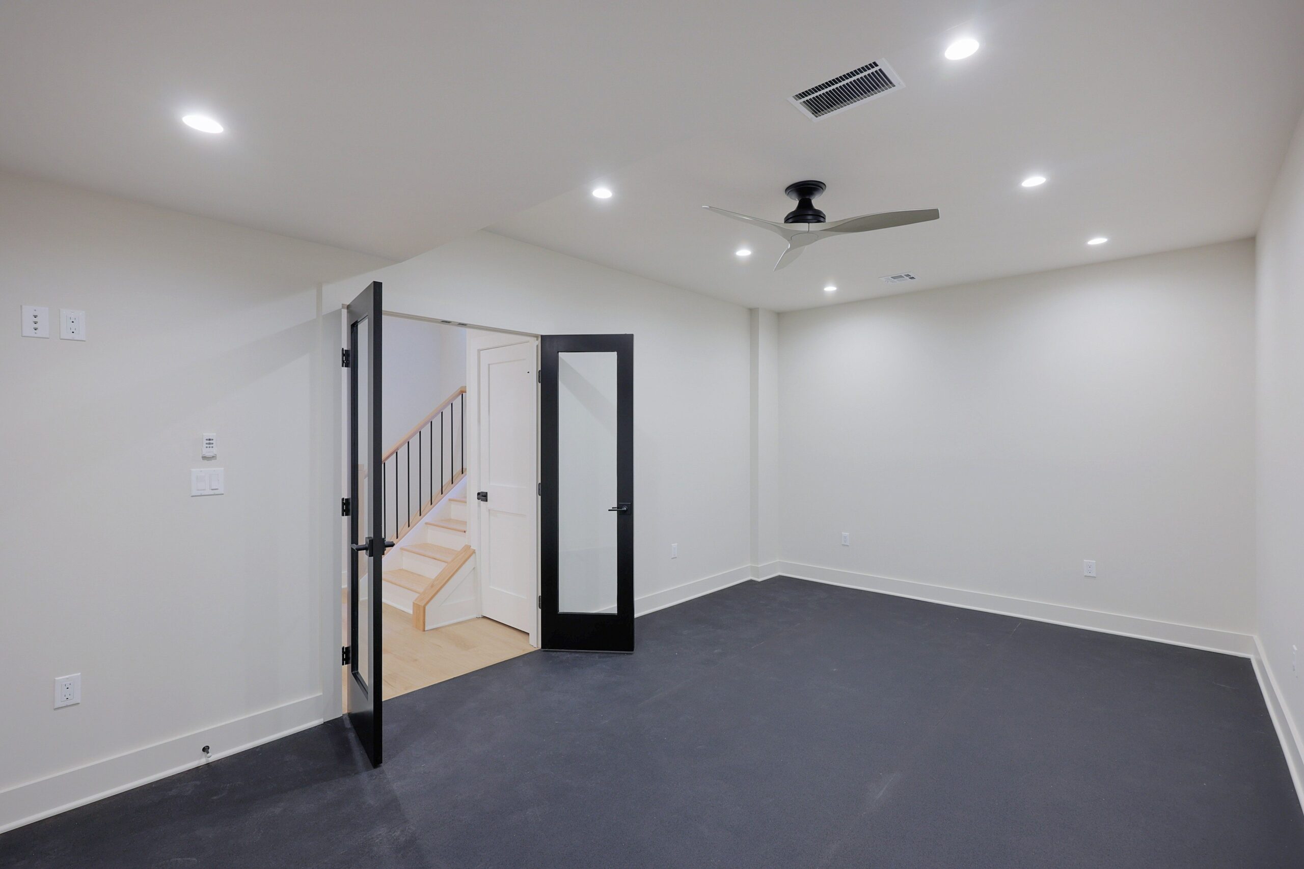 Finished Basement – Home Gym