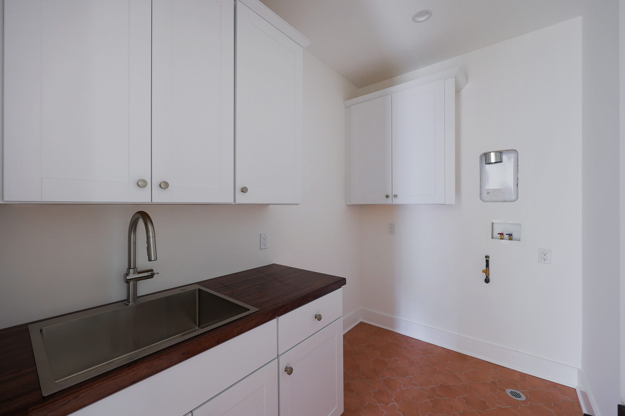 2nd Floor Laundry Room
