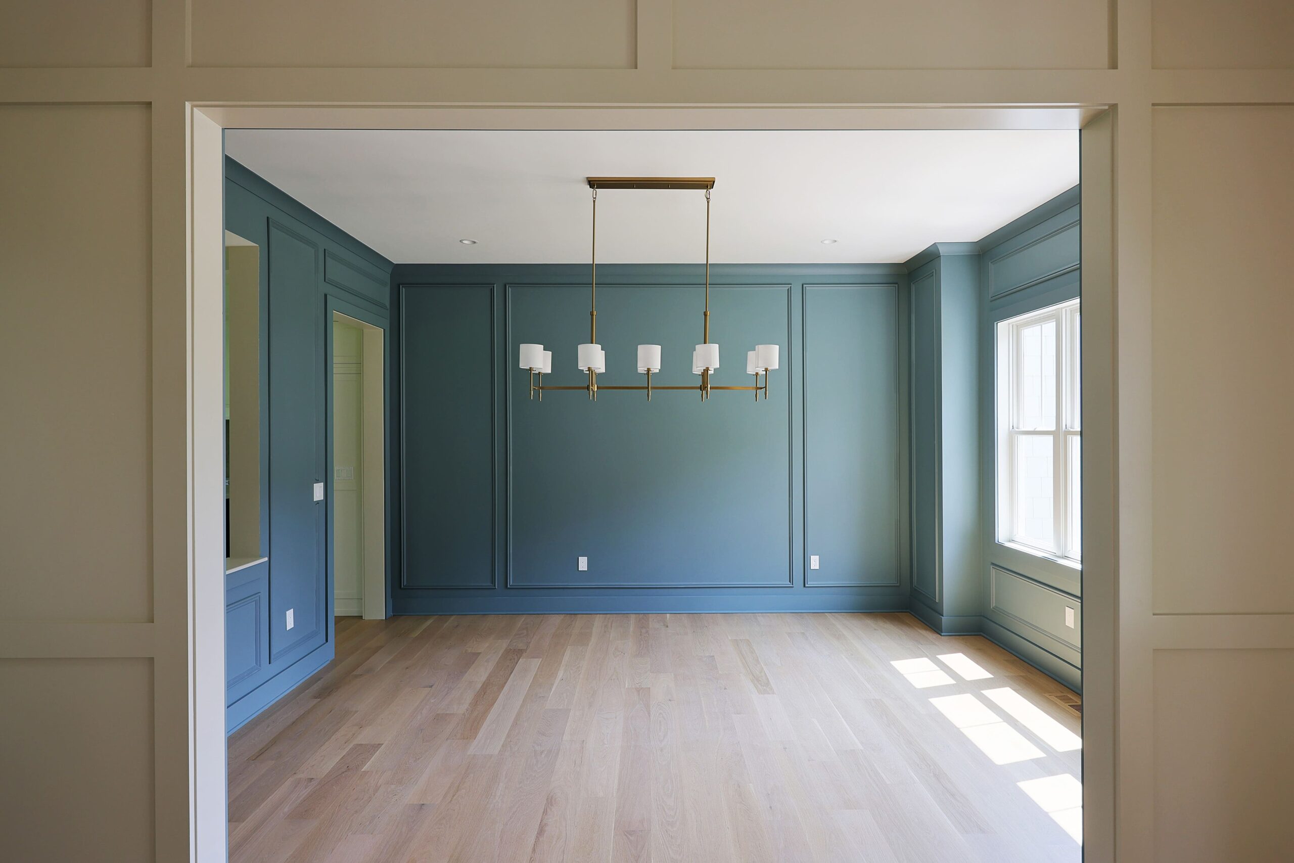 Dining Room IV