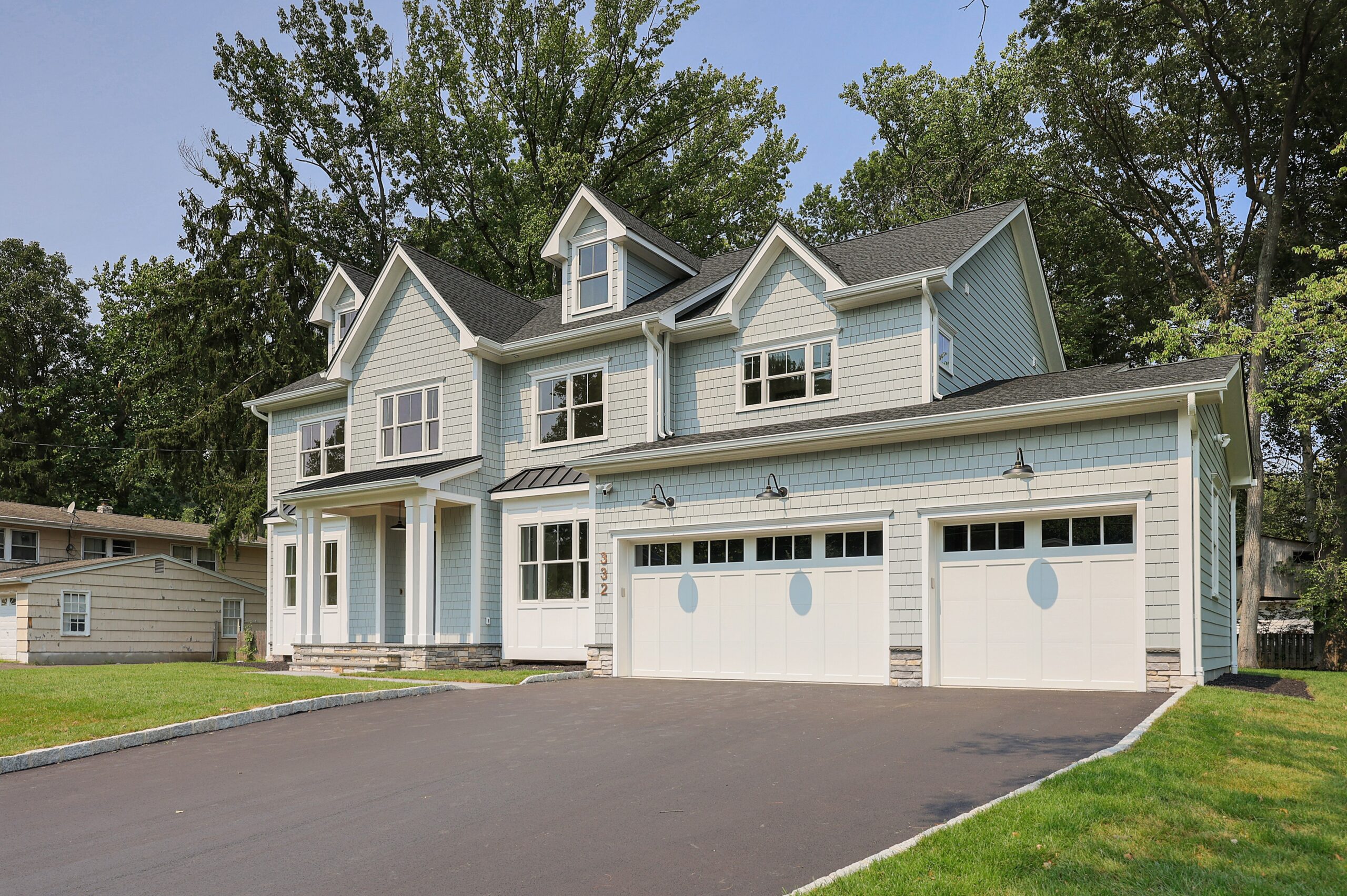 Right Side Elevation